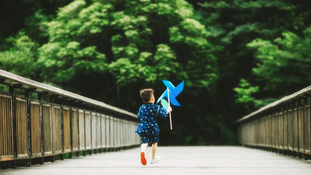 一位高情商父亲给孩子的七个忠告,养育男孩一定训练他的大格局