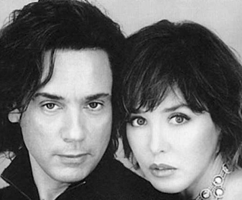 娶了巩俐的雅尔，曾有个漂亮的未婚妻，对方正是法国女神阿佳妮