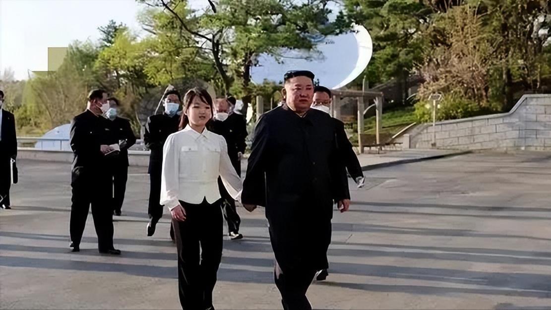 金家三代人的爱情:爷爷2次娶妻，父亲5段婚姻，金正恩夫妻恩爱