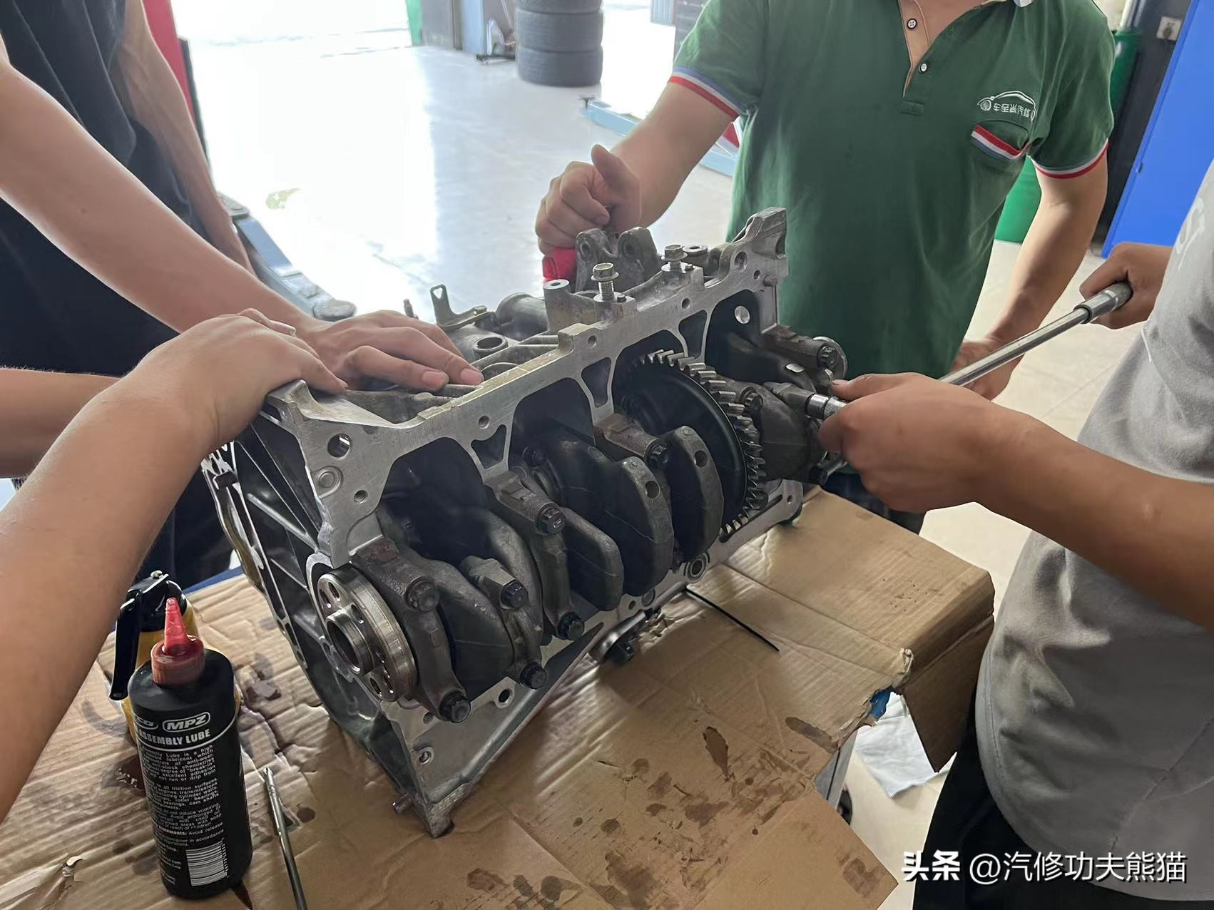 凯美瑞路上趴窝,一车传三代的丰田