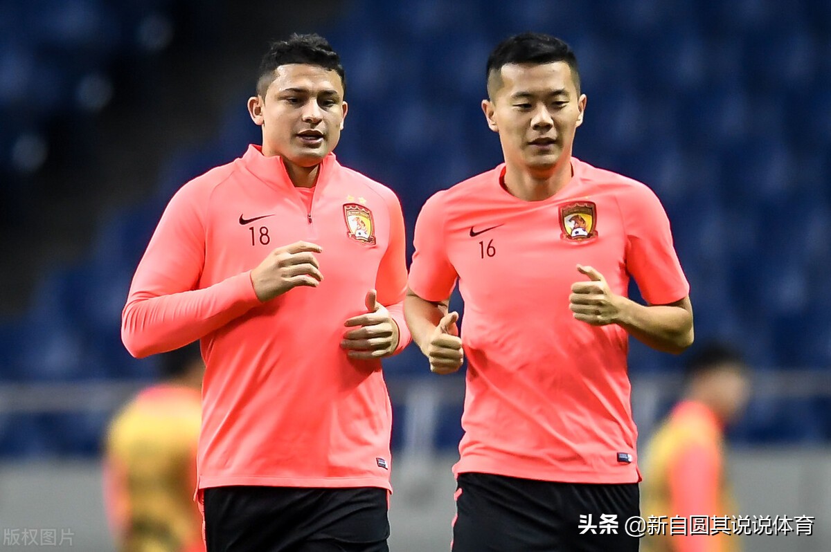 为什么中国男足和日韩差距越来越大？金元足球让年轻人选择了留下