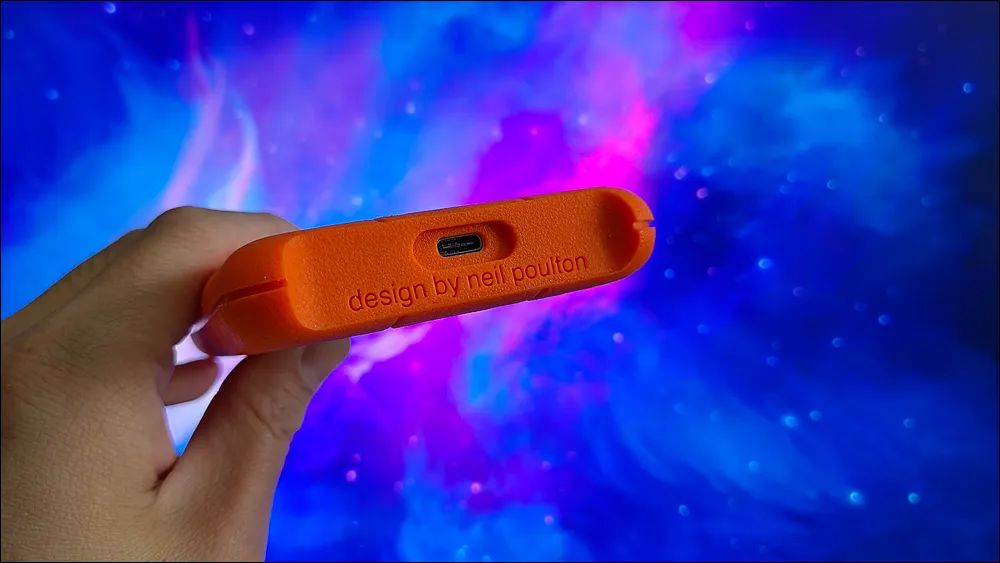 雷孜小金刚三防移动硬盘评测,雷孜小金刚移动硬盘怎么样