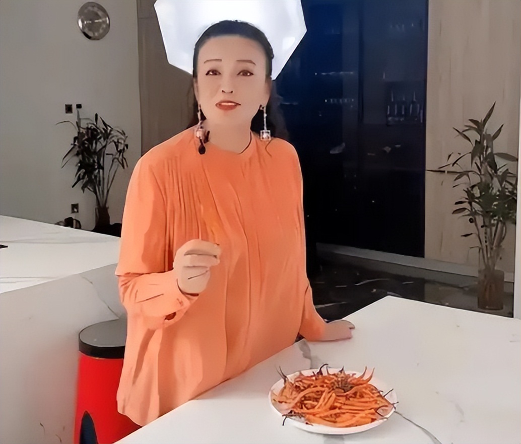 被汪小菲牵扯的10位名人，个个不干净，有人成笑话，有人很无辜