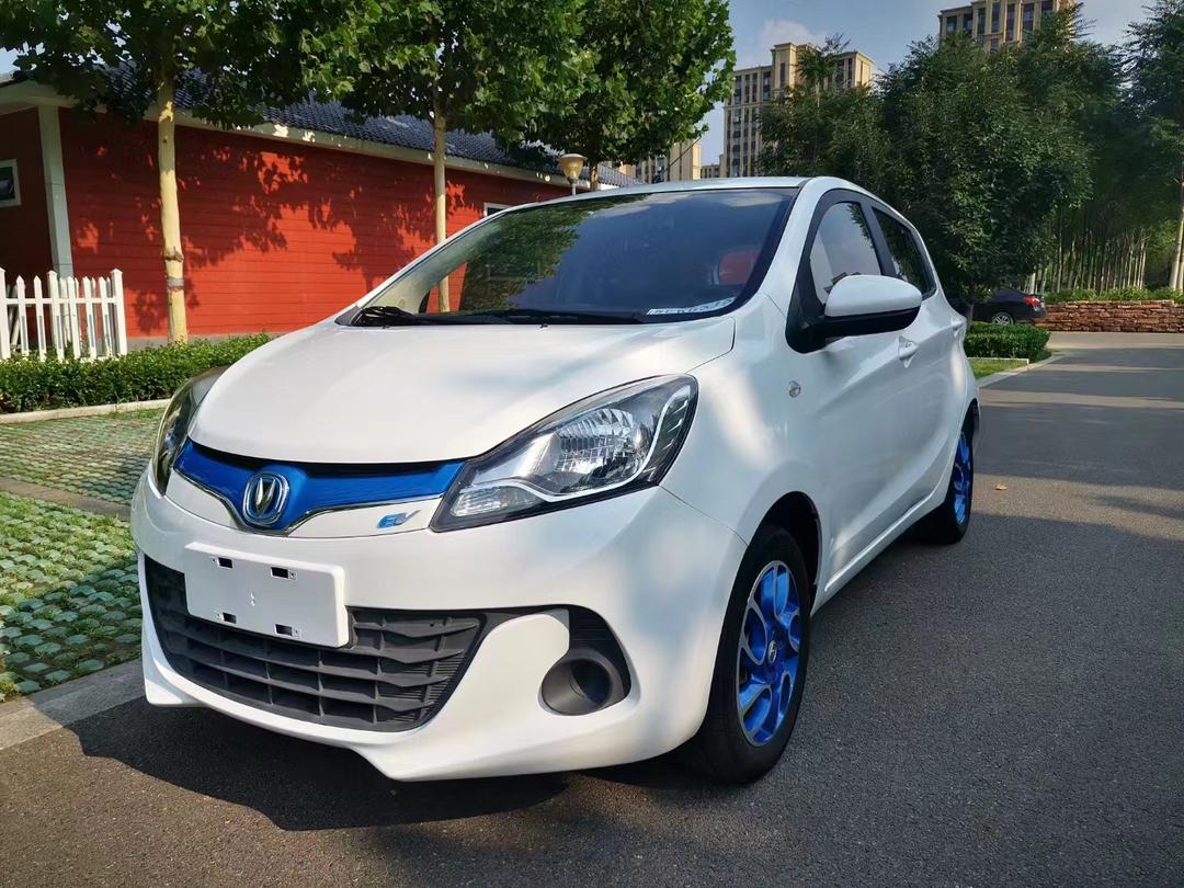 东营交运二手车交易市场优惠团购,东营二手牵引车市场大全