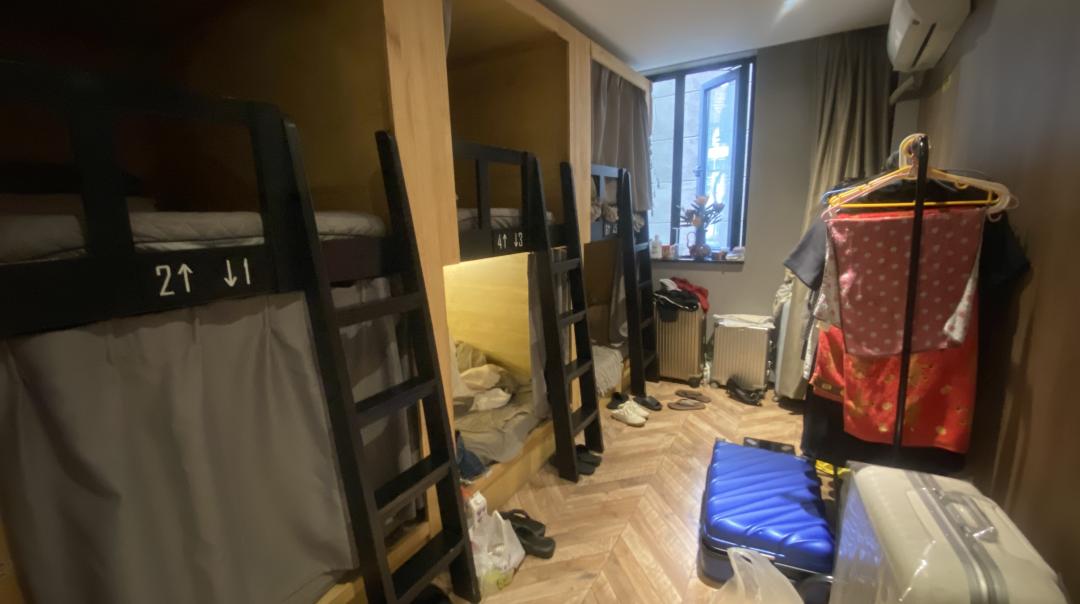 上海青旅挤满了年轻人,上海青旅奋斗的人们