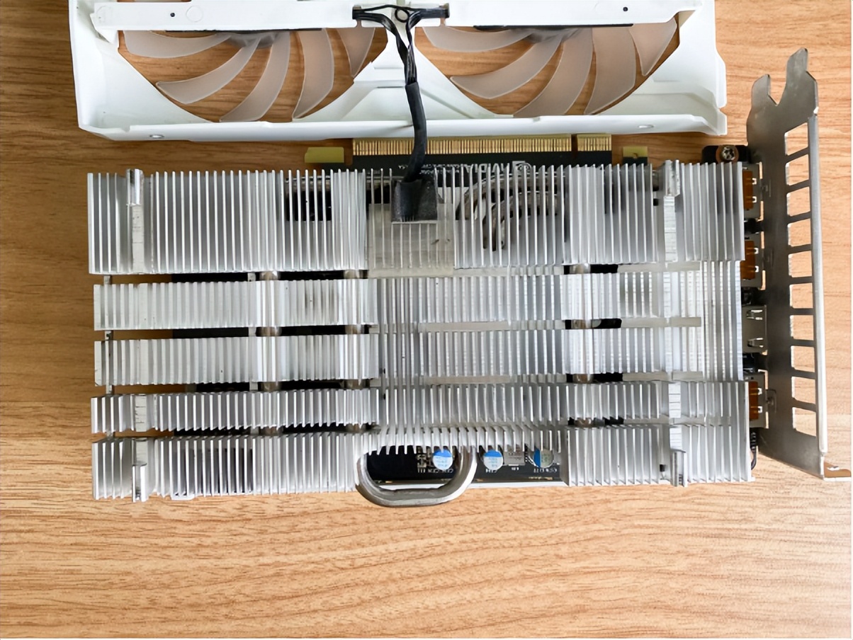 矿卡挑选指南,怎么区分矿卡的好坏