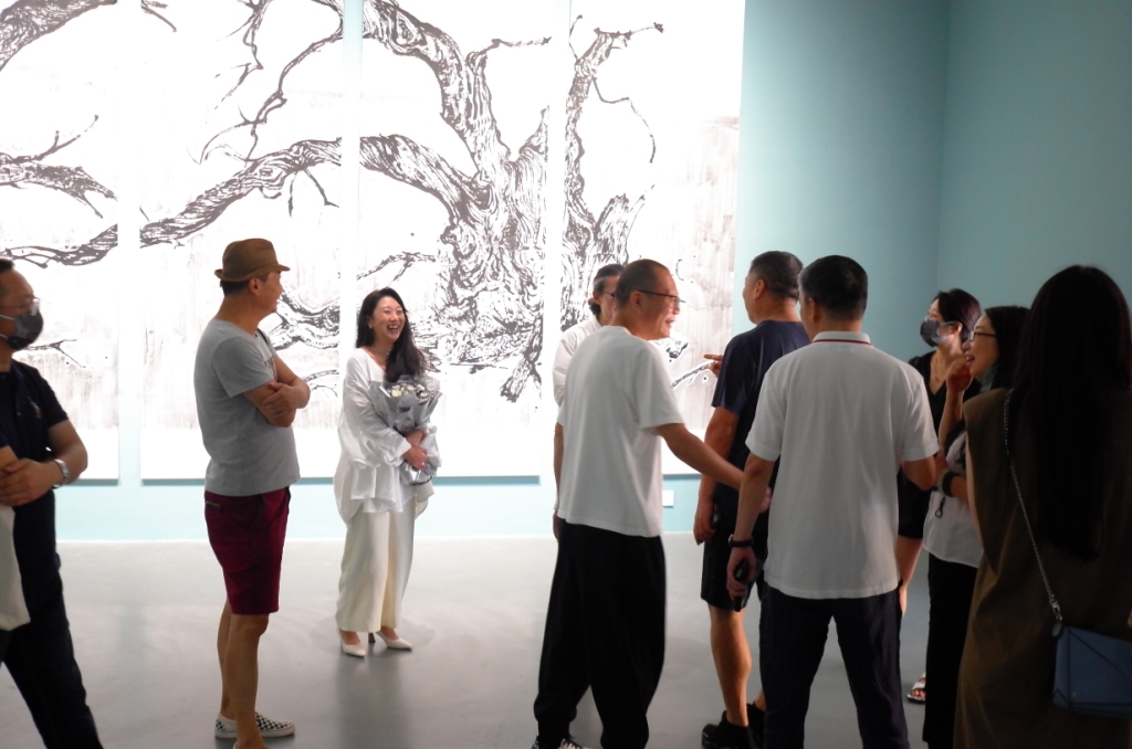 段初一个展西安开幕,以水墨方式回应时代之劫