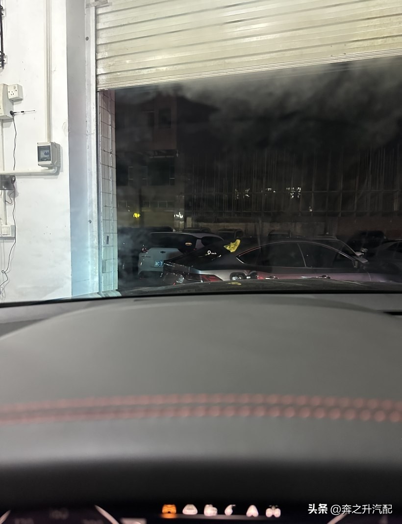 宾利添越抬头显示怎么开启,宾利添越acc改装