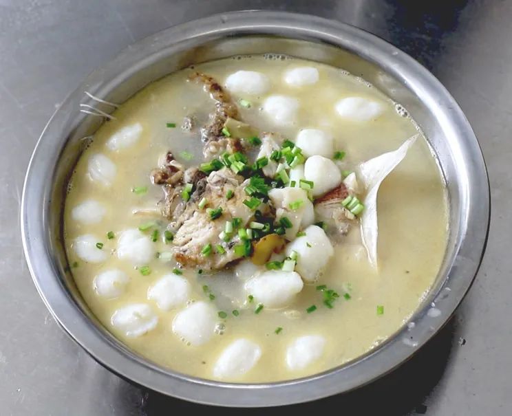 四大淡水名鱼是些什么鱼,四大家鱼青鱼是鲤鱼吗