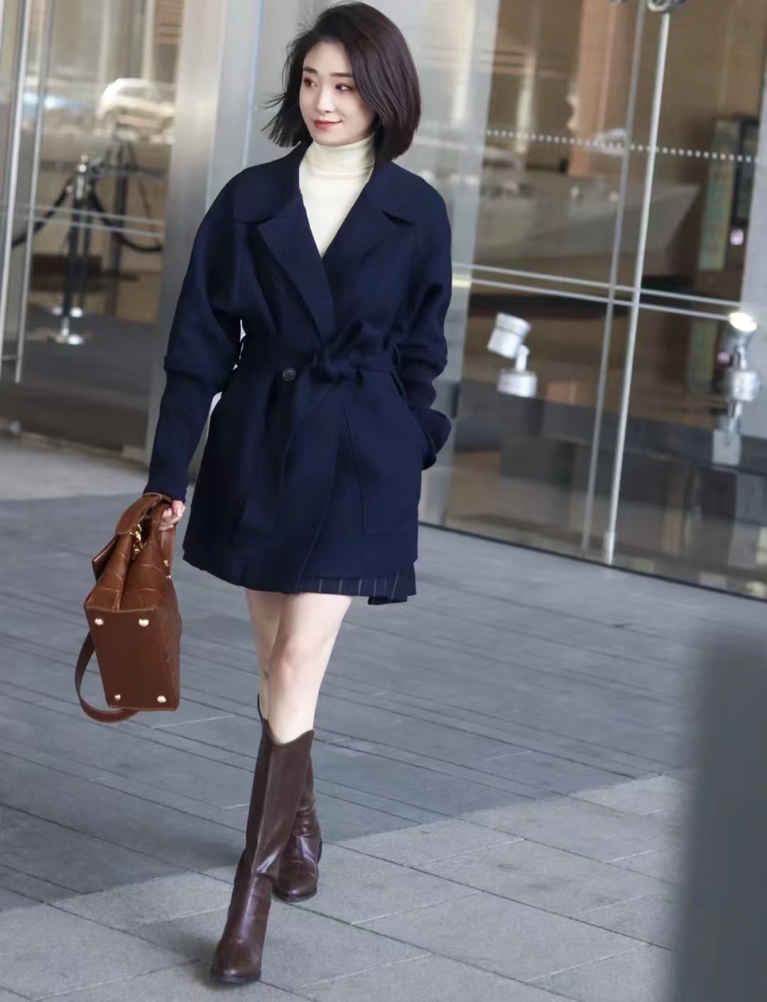 好穿又好搭时尚长筒宽靴,棕色长筒靴子女2022爆款洋气气质