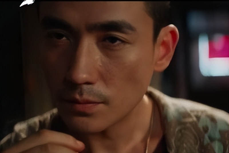 朱一龙凭借人生大事都获得什么奖,朱一龙年底凭多个奖项刷脸