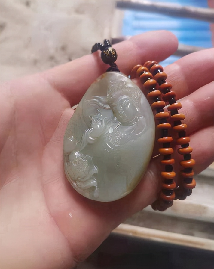 漫卷和田玉吧，漫卷诗书少年狂，灯下独舞异乡客。吧主原创