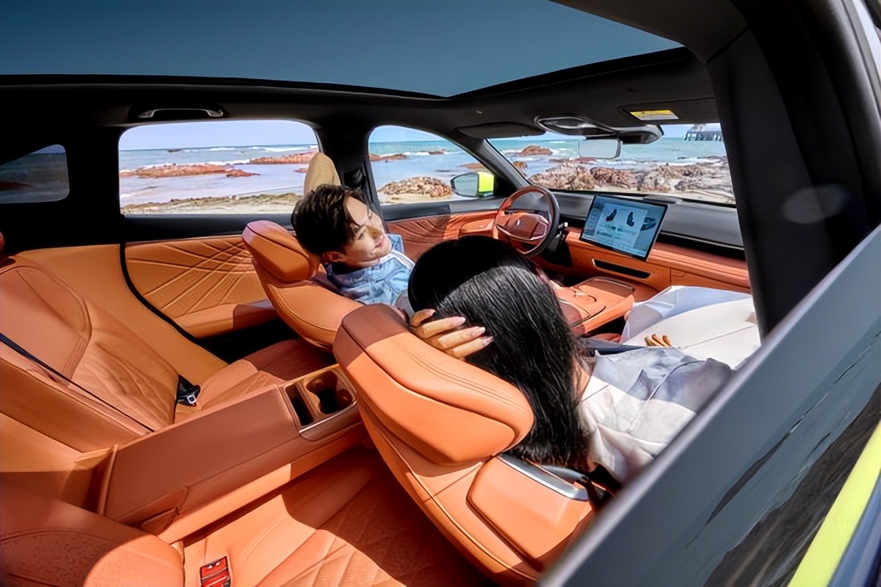 长安汽车2020超长续航智享版,长安最新款车型上市续航1400