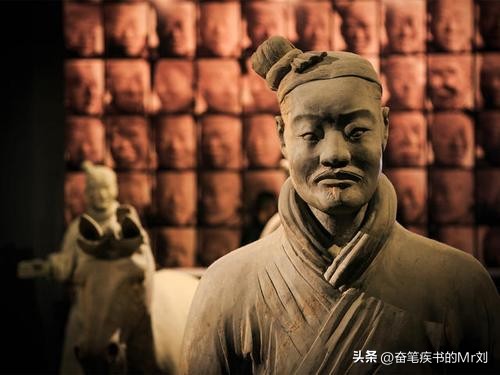 秦始皇陵兵马俑的艺术特征及影响,秦始皇兵马俑的艺术特点有哪几个