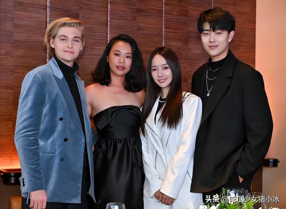 秦牛正威宣布和男友订婚,秦牛正威发文谈恋情