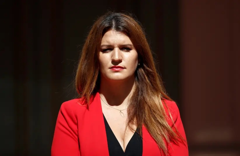 法国女部长封面,法国女部长登杂志封面