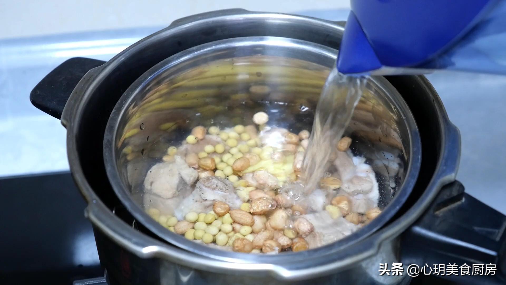 清洗猪肚时最忌直接加面粉和盐,清洗猪肚只用盐可以吗