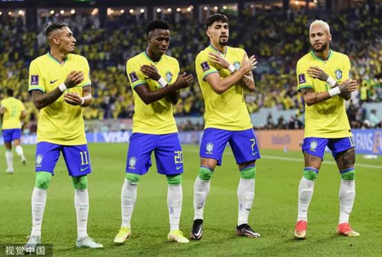 内马尔是永远的桑巴舞者,桑巴舞者内马尔的巨星之路