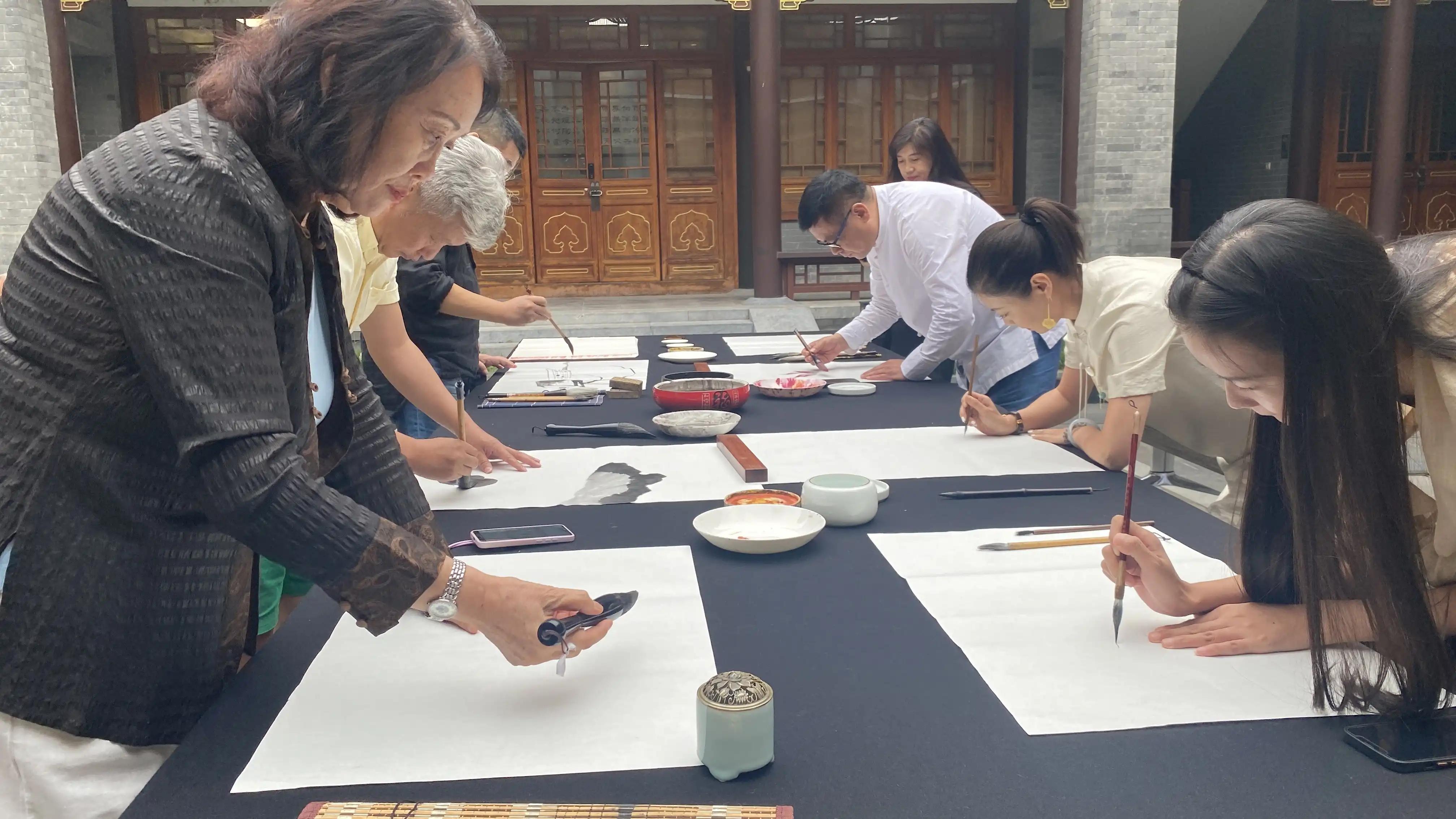 秋日雅集——铁山摩崖-穿越千年的对话