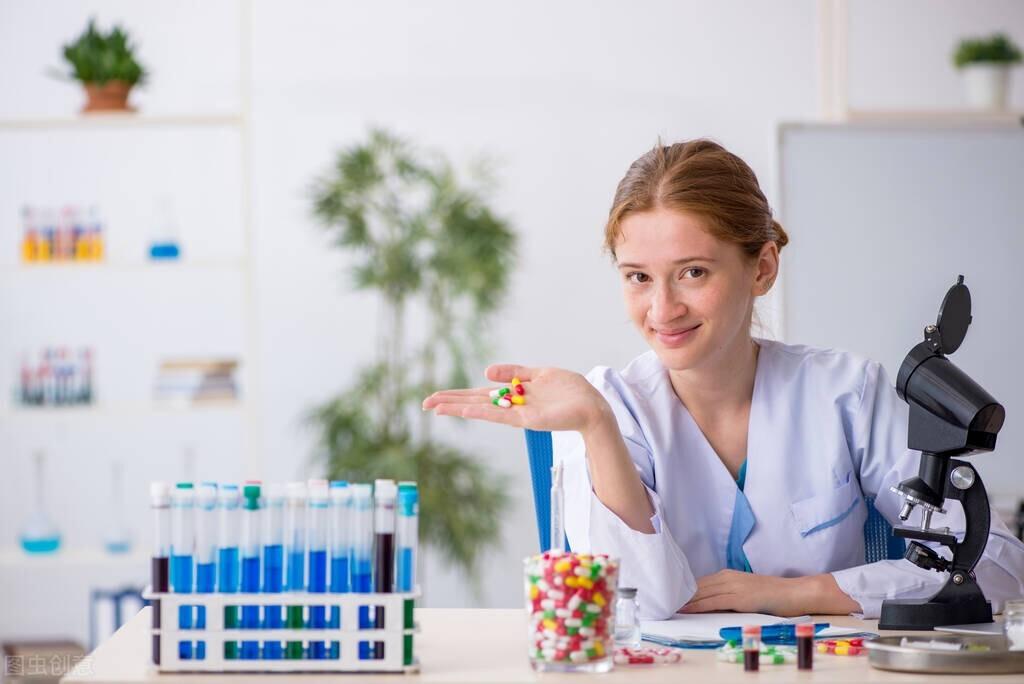 盐酸伐地那非与伟哥哪个副作用小,吃伟哥都不管用还能治吗