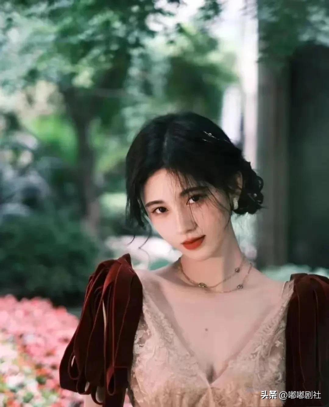 男朋友有个死去的白月光他记得她所有的喜好不肯删她一张相片