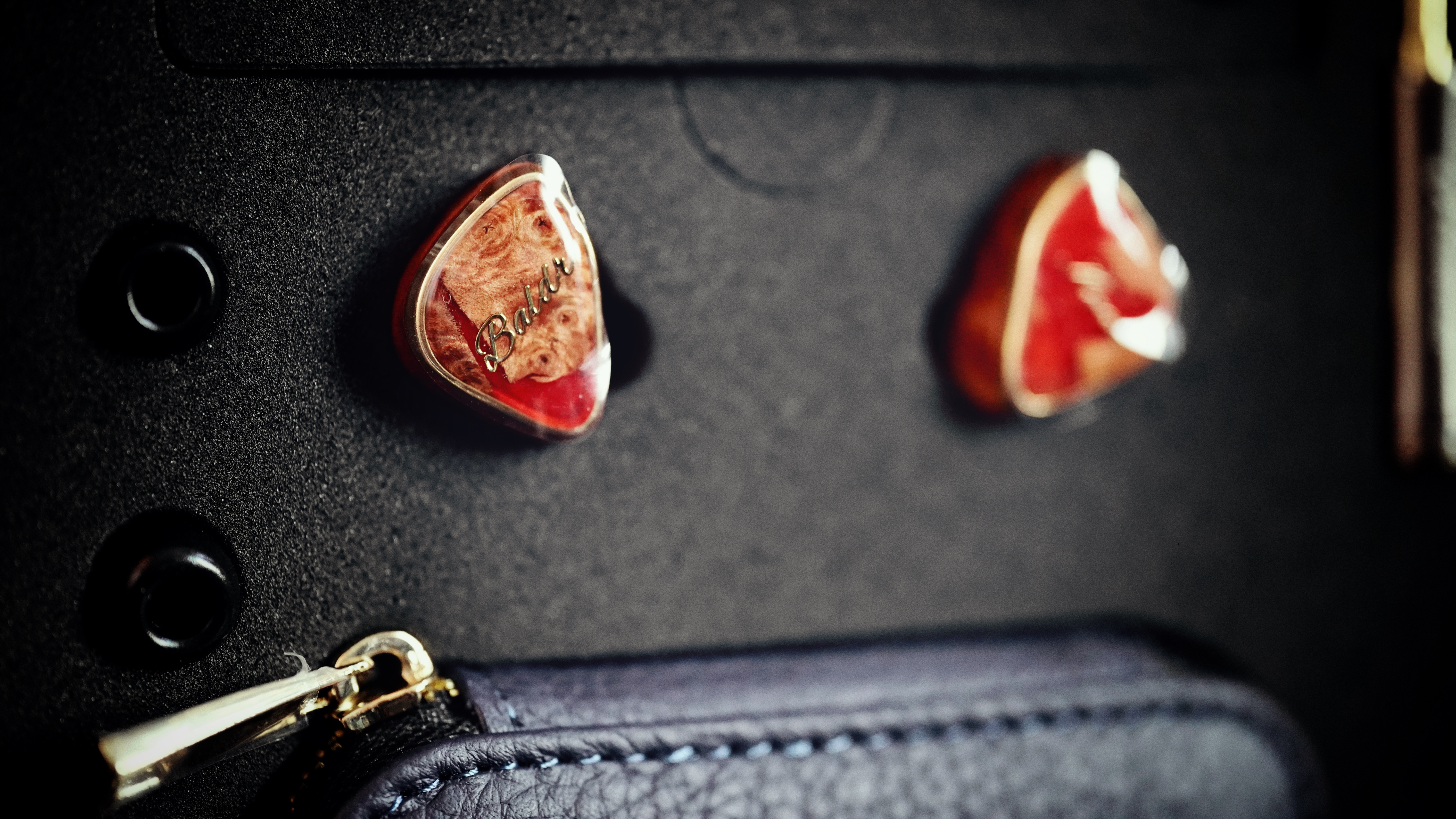 价格低颜值高还降噪的蓝牙耳机,价格不贵颜值爆表蓝牙耳机