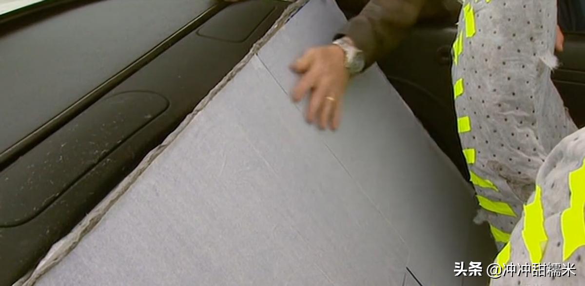 开敞篷车突然下雨怎么办,流言终结者雨天开敞篷车