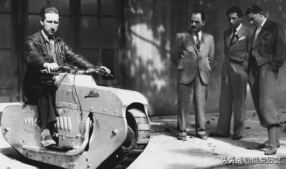 变态的纳粹德国,*光脱**犹太人女人衣服,集体*杀屠**!