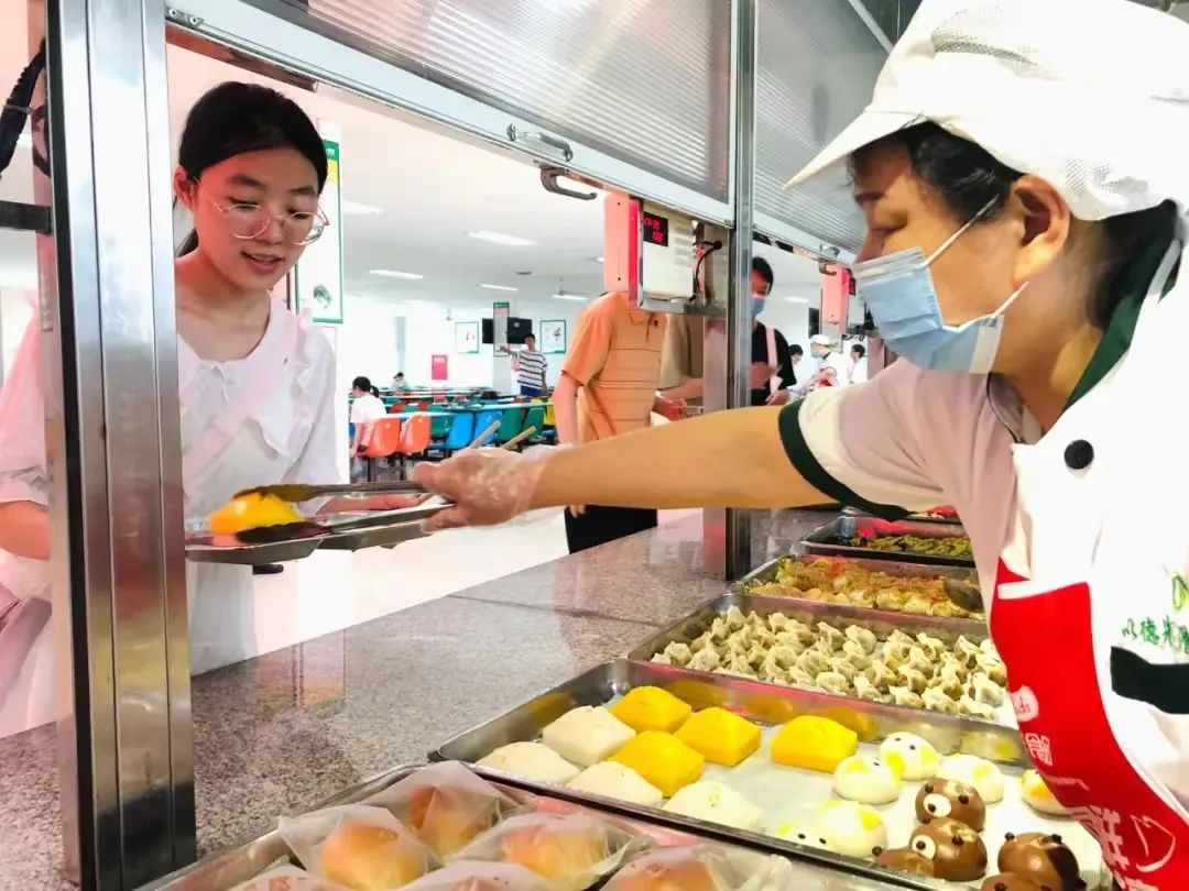 成都市金牛区成都七中八一学校,成都金牛区七中八一高中