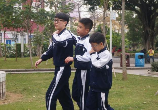 男孩13-18岁吃什么能长高,男孩七岁身高矮吃什么长高