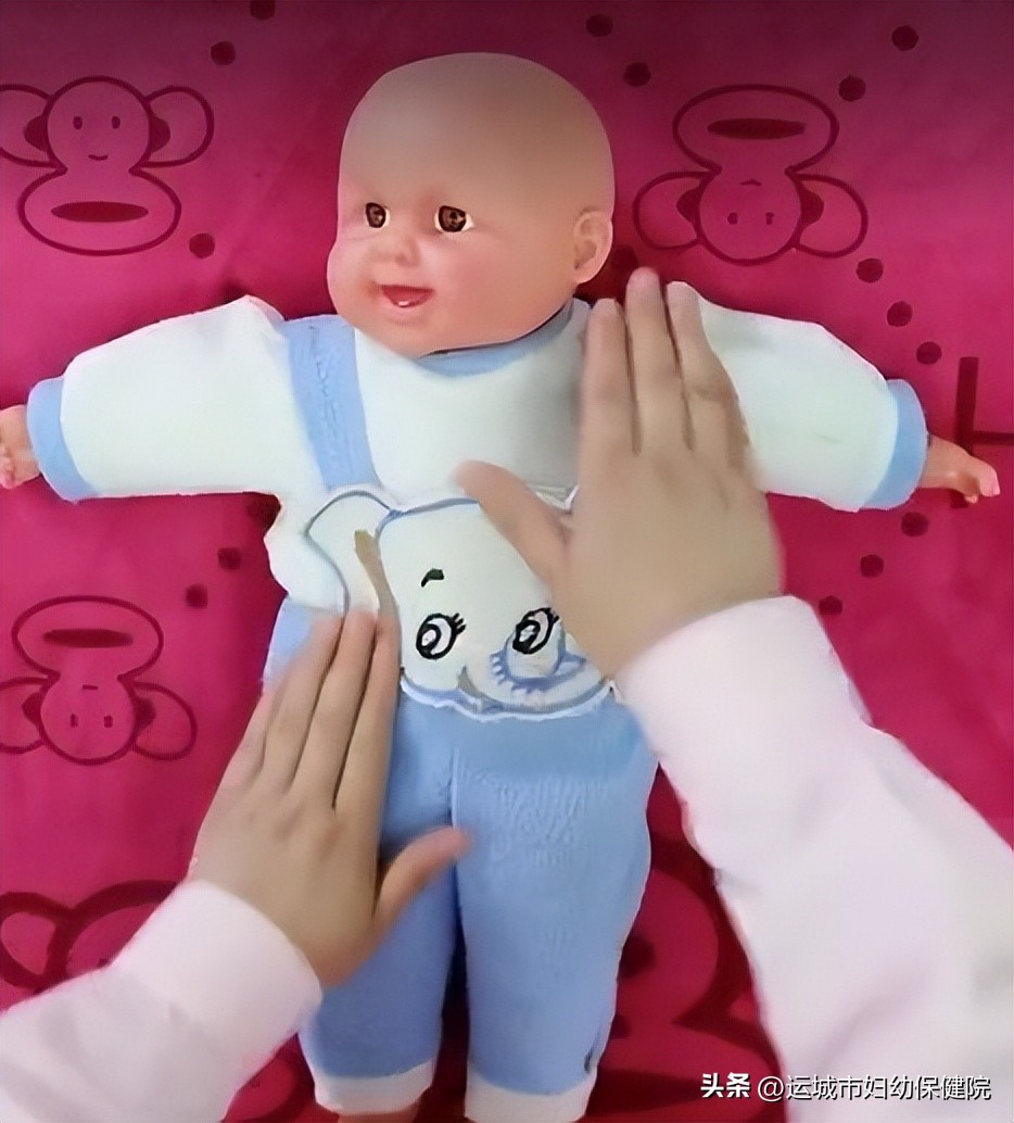 新生儿胀气哭闹时怎样快速排气,新生儿肚子胀气哭闹如何快速消除