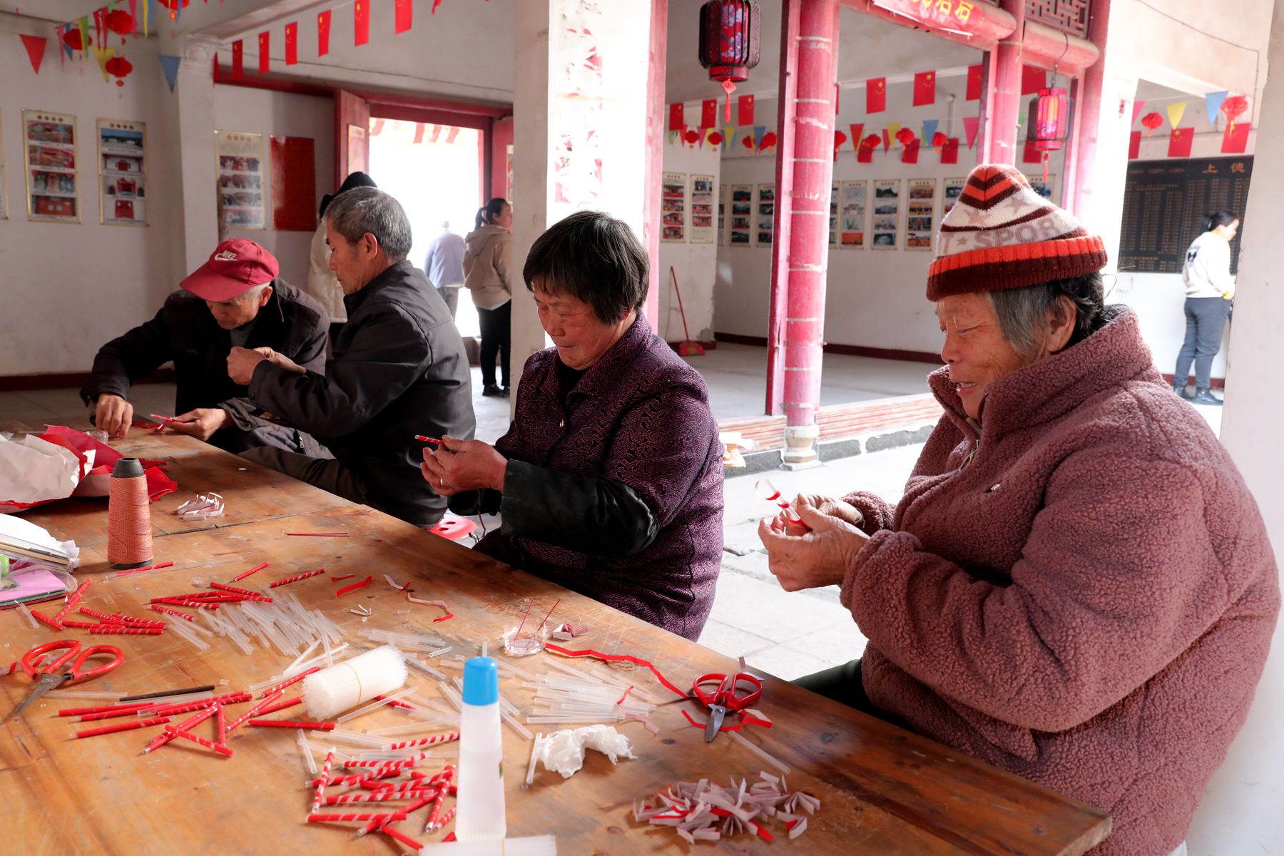 灯装完的效果,灯装好了装什么