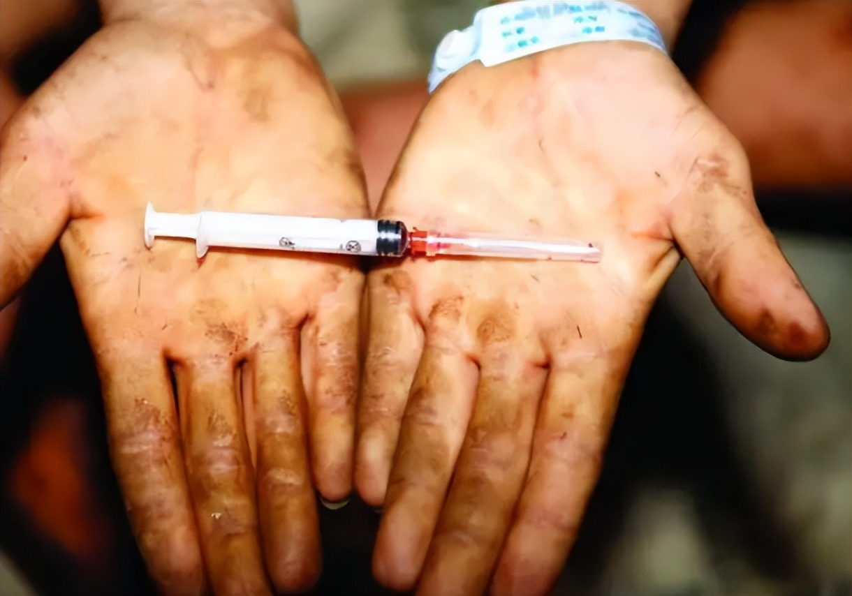 性接触传播疾病的防范教育,通过性传播的疾病有什么危害