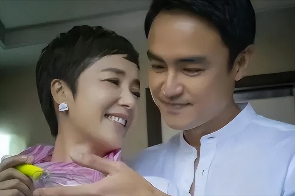 伸舌头、嘴亲肿，“中老年”演员吻戏不忍直视，一个比一个辣眼睛