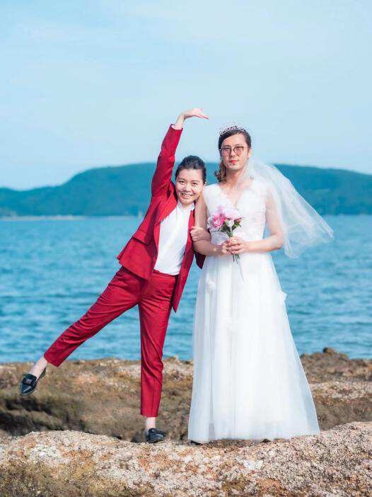 我，恋爱脑，32岁带10岁娃嫁日本老公，他帮我还百万负债，很贴心