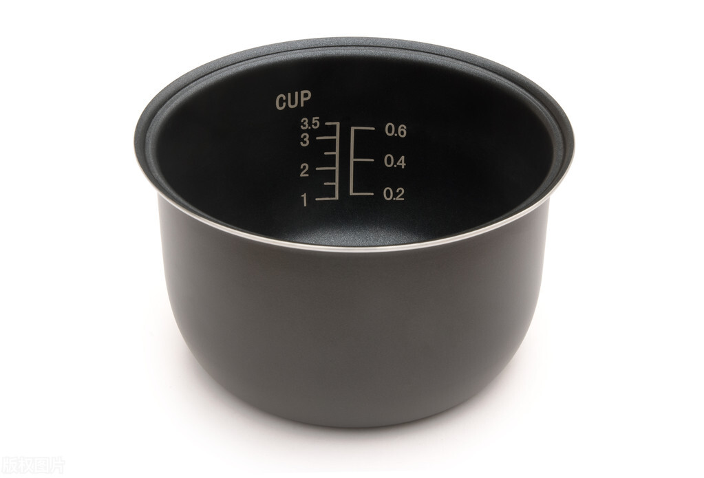 美的电饭锅内胆涂层是什么材质,电饭锅内胆下面金属是什么材质