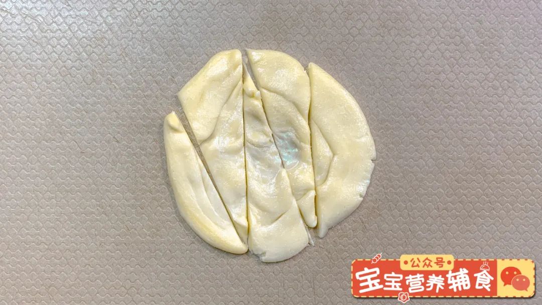 蔬菜蛋挞宝宝辅食,夹心蛋挞宝宝辅食