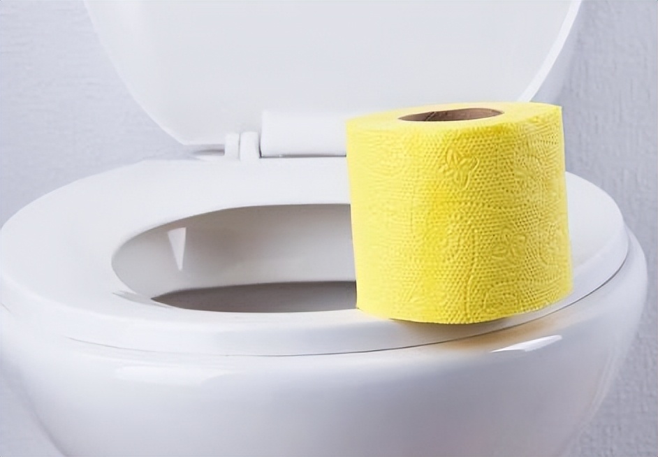 女性小便后,有必要用纸巾擦一擦吗?公共厕所的纸巾不要随便用