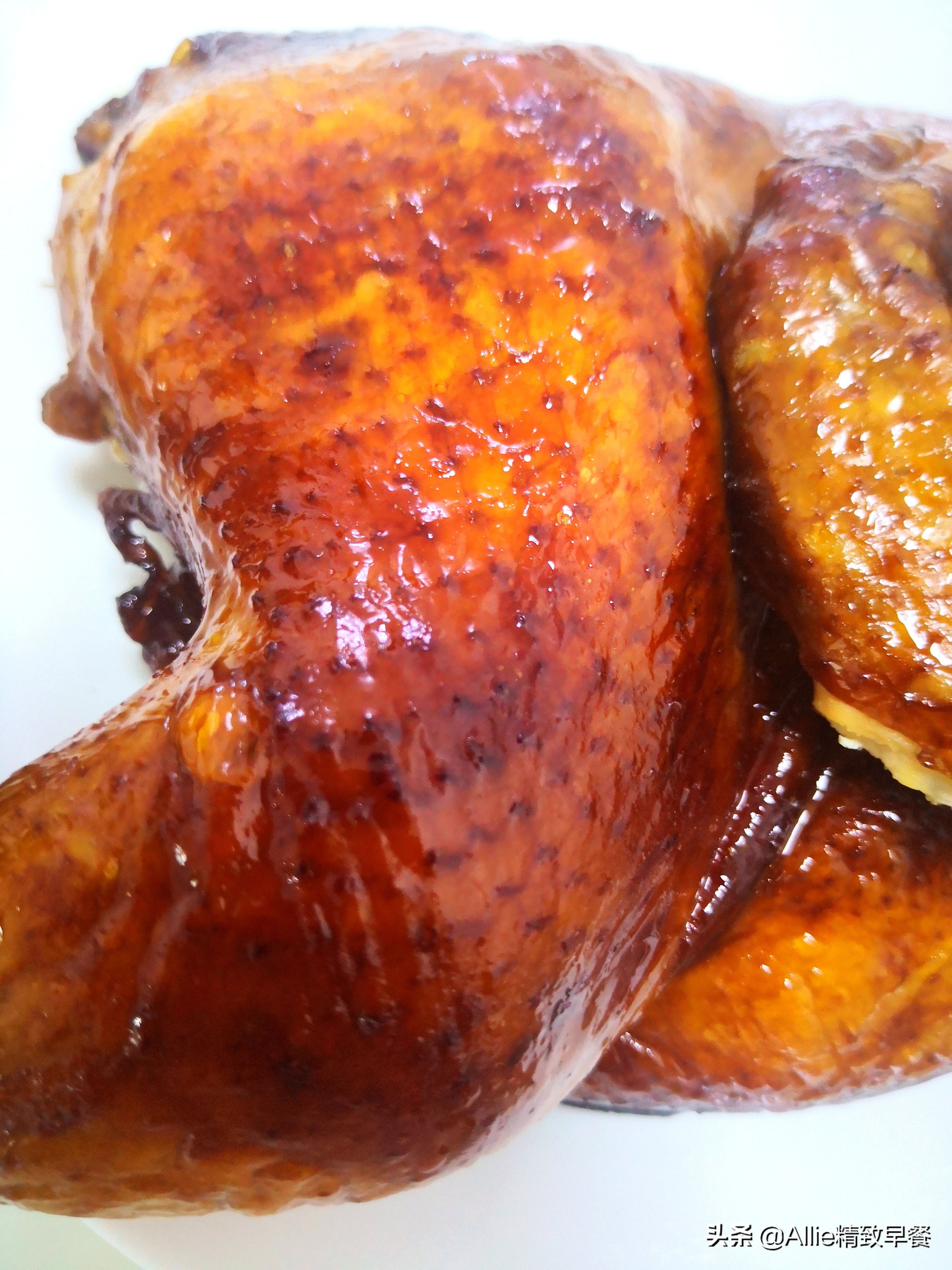 脆皮烤鸡做法烤箱教程,在家就能做的爆汁脆皮烤鸡