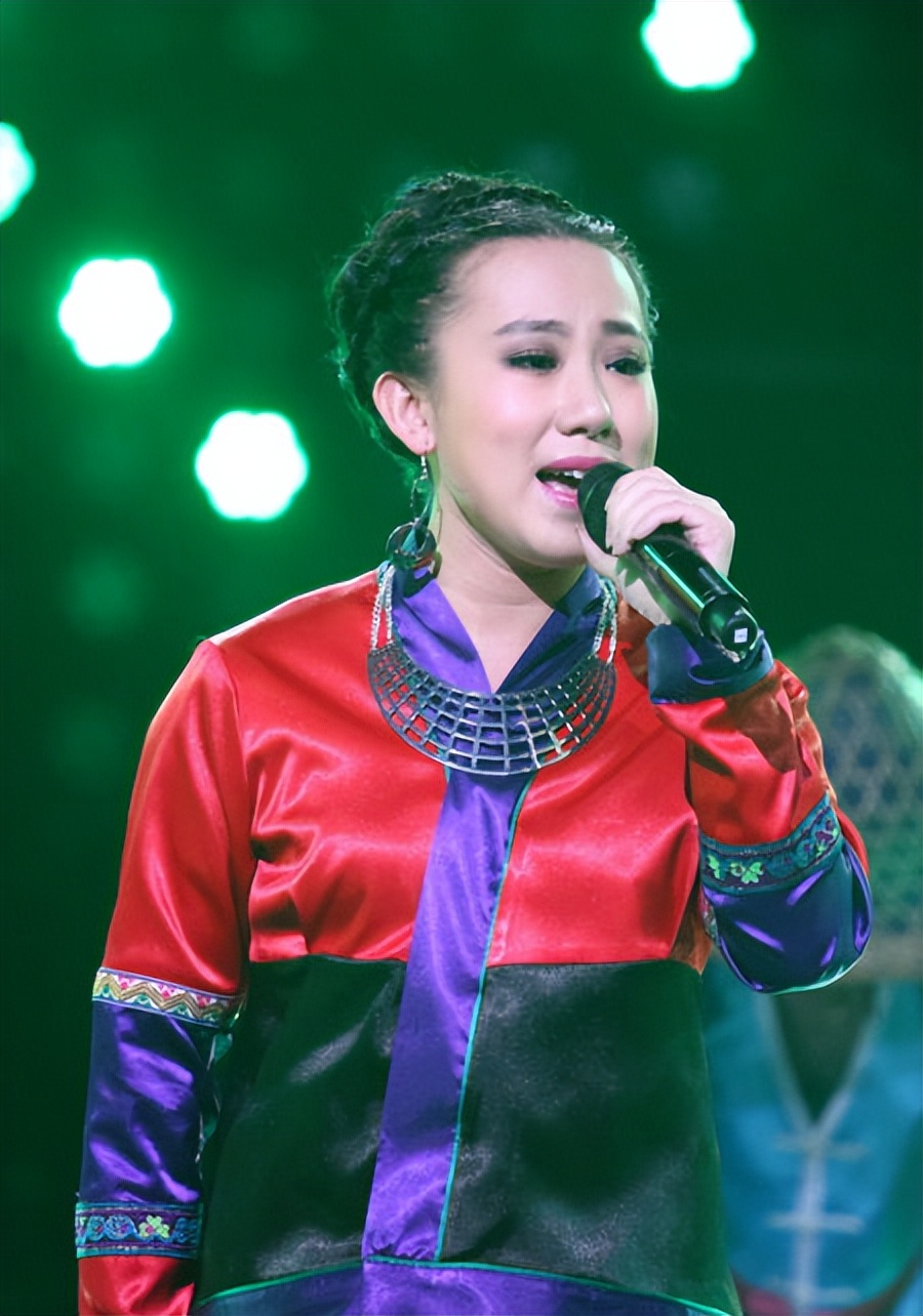 丫蛋靠什么收入,丫蛋成名原因