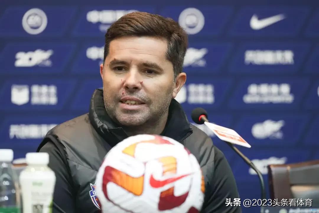 浙江0:0青岛海牛迎8轮不败,青岛海牛拿到保级关键三分