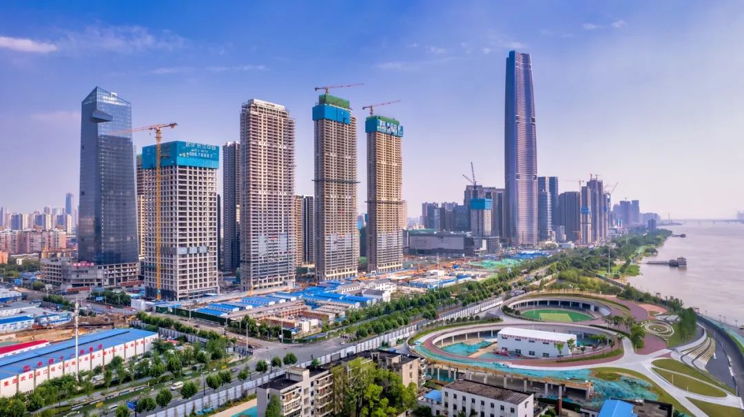 绿地控股复权,绿地控股还有上涨空间吗