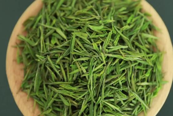 茶叶多少钱一两算是好茶,高档茶叶买什么茶好