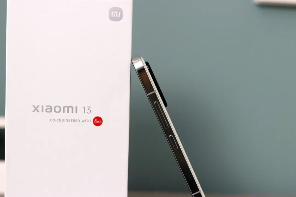 小米13真的能对标苹果14吗,小米13真的比苹果14promax好吗