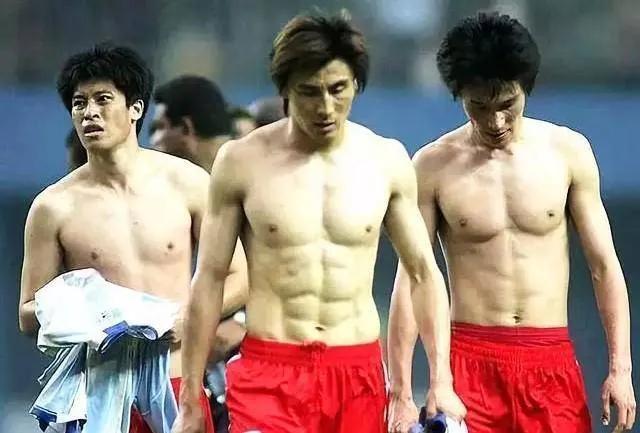 男足怎么进步,中国男足如何变得更强大