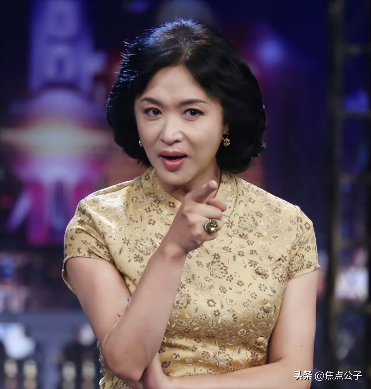 金星吐槽热巴穿深v,金星评价热巴完整版