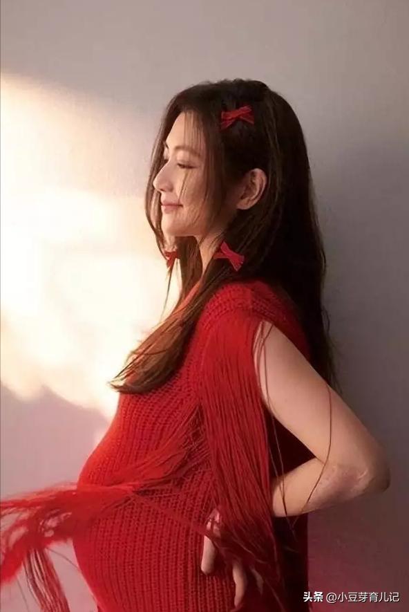 任家萱产子图片,任家萱二胎怀孕了吗