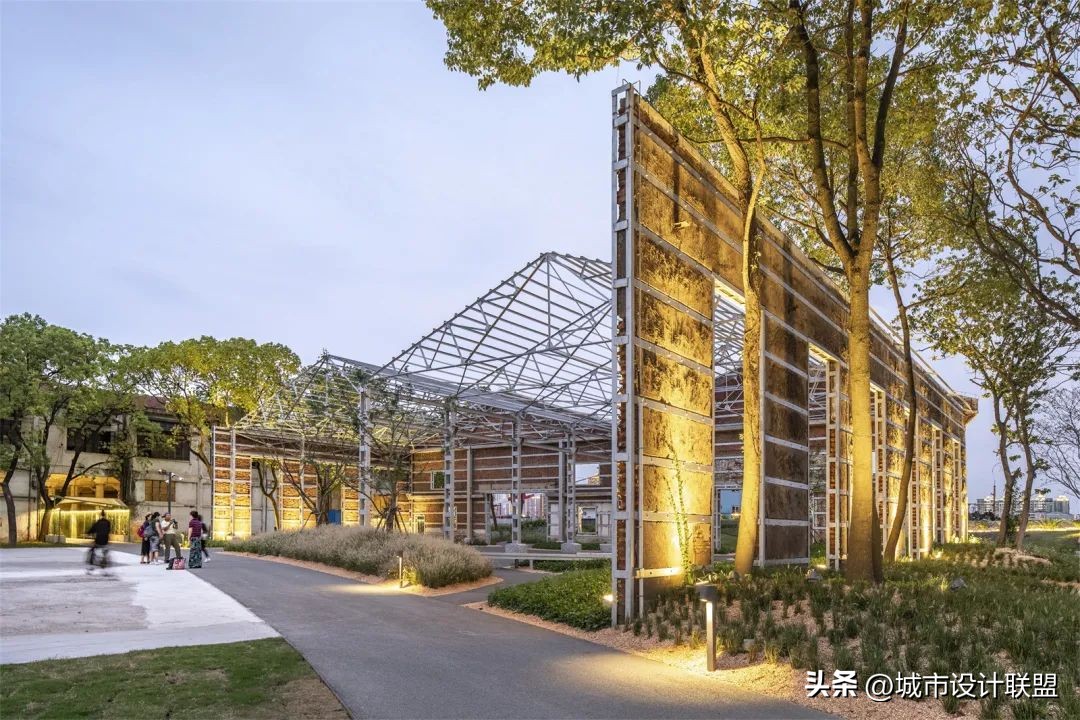 城市更新工业遗址改造,城市景观更新改造案例