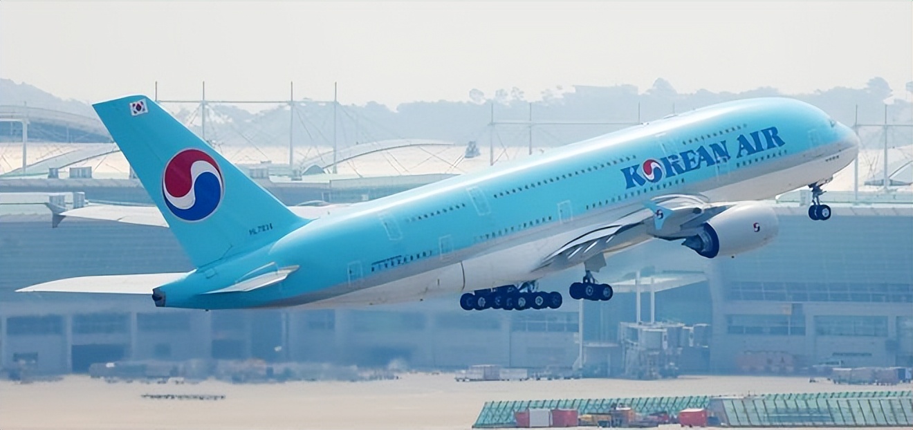 韩媒谈中国游客想去韩国,外网评论韩国赴中国游客数量暴增