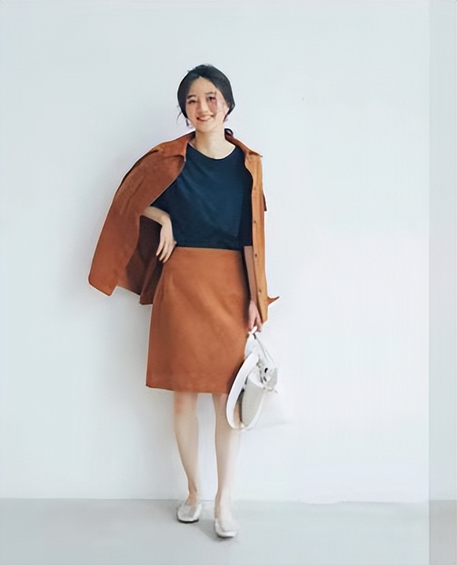 秋季穿搭技巧鞋子,鞋子和衣服的穿搭技巧